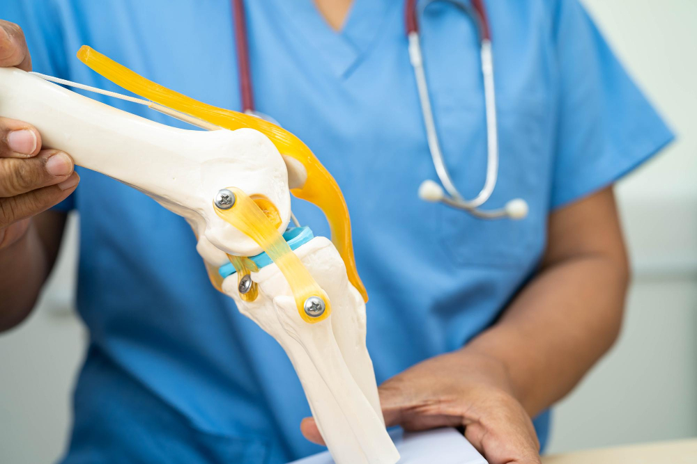 Endoscopic Knee & Shoulder Surgery